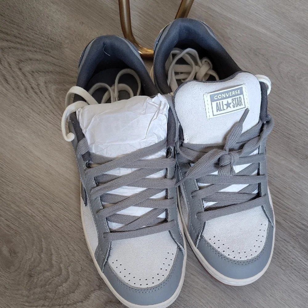 🆕Converse All Star Leather Suede Low Tops Gray/White Unisex Sz 11/Men9.5 NWT